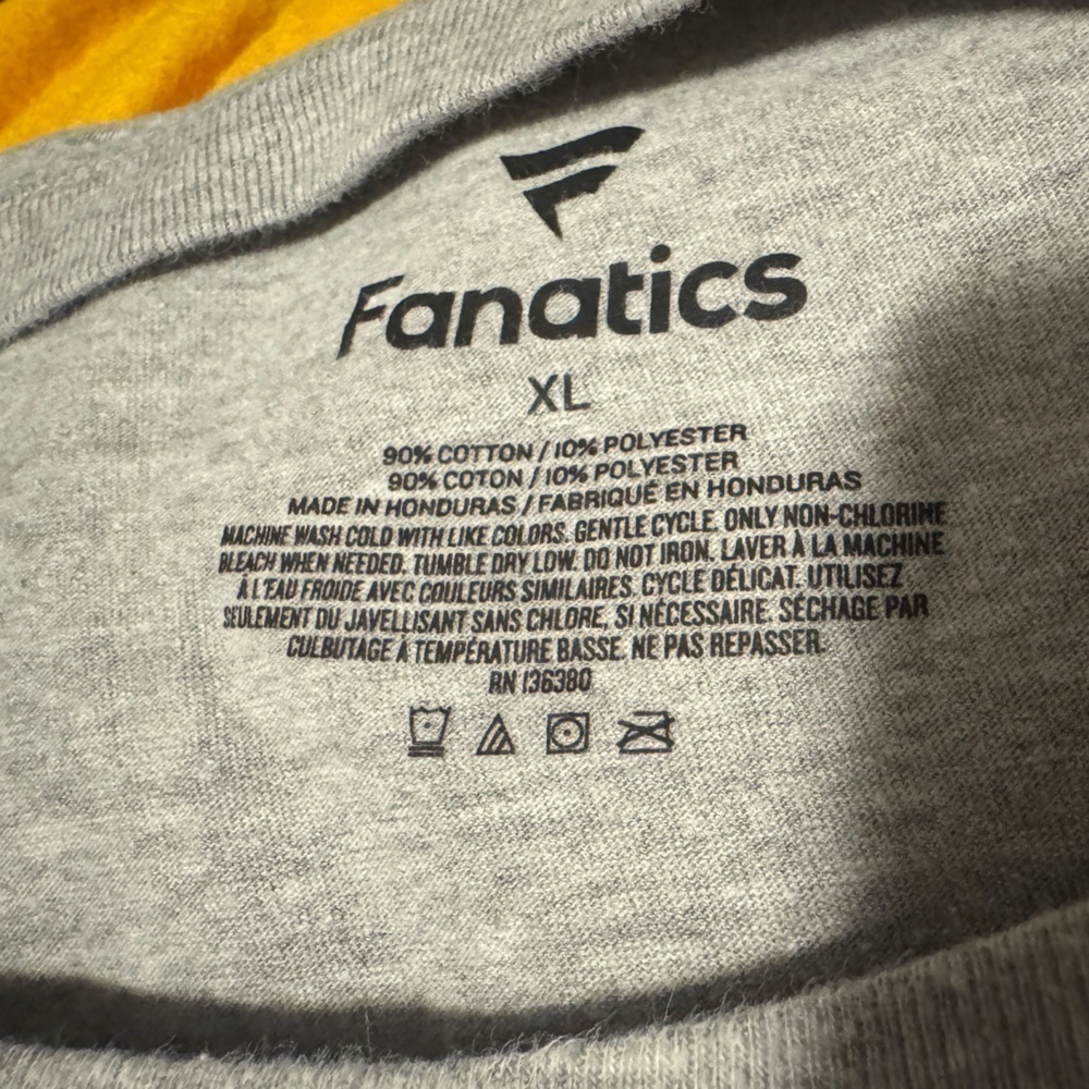 Men’s XL Tennessee Titans Heather Gray Short Sleeve Fanatics Shirt - Picture 3 of 3